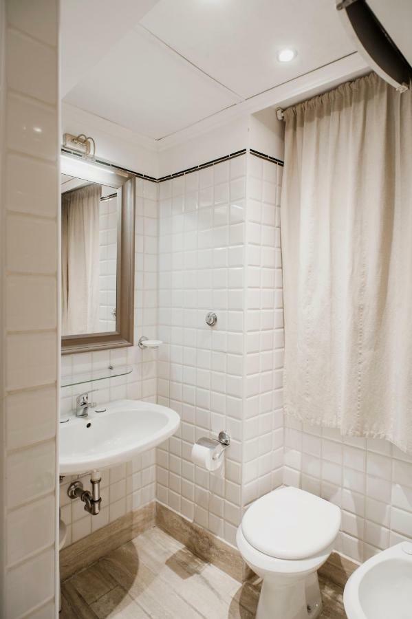 Santa Cecilia Apartment In Via Del Corso Roma Exterior foto